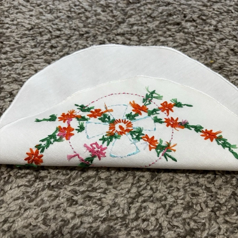 Collectible Handmade Embroidered Doily Set 2 White Cross Stitch Trim 9